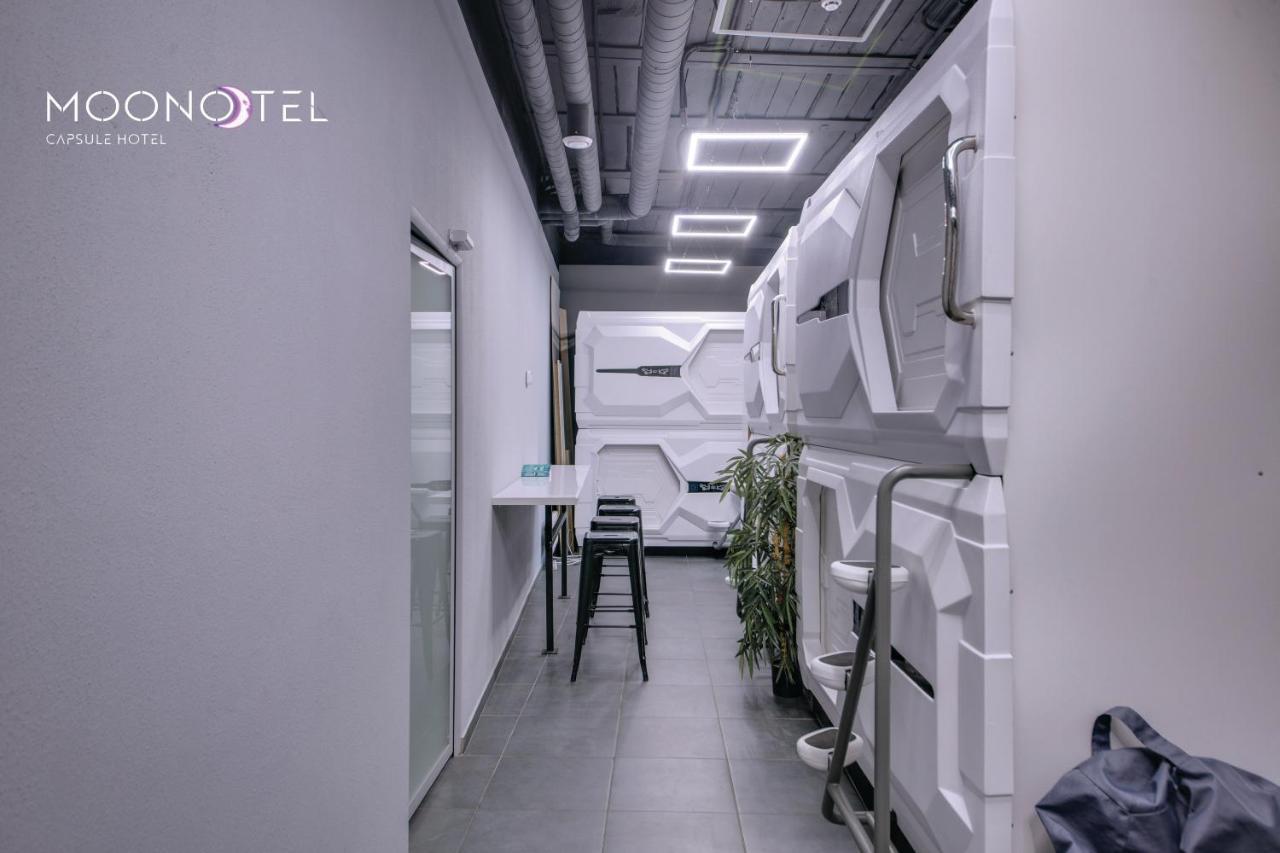 Moonotel Maidan Kiev Extérieur photo